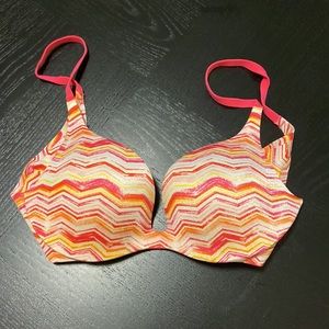 Victoria's Secret Fabulous Push Up Bra